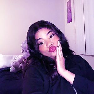 Meet your Posher, Neina